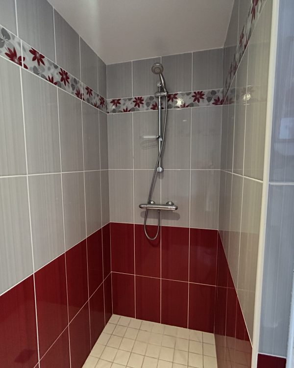 Salle d'eau rez-de-chaussée